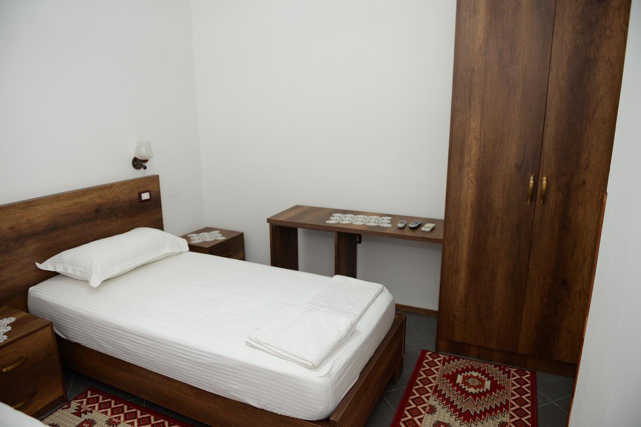 Villa Juri Garden Berat Exterior foto